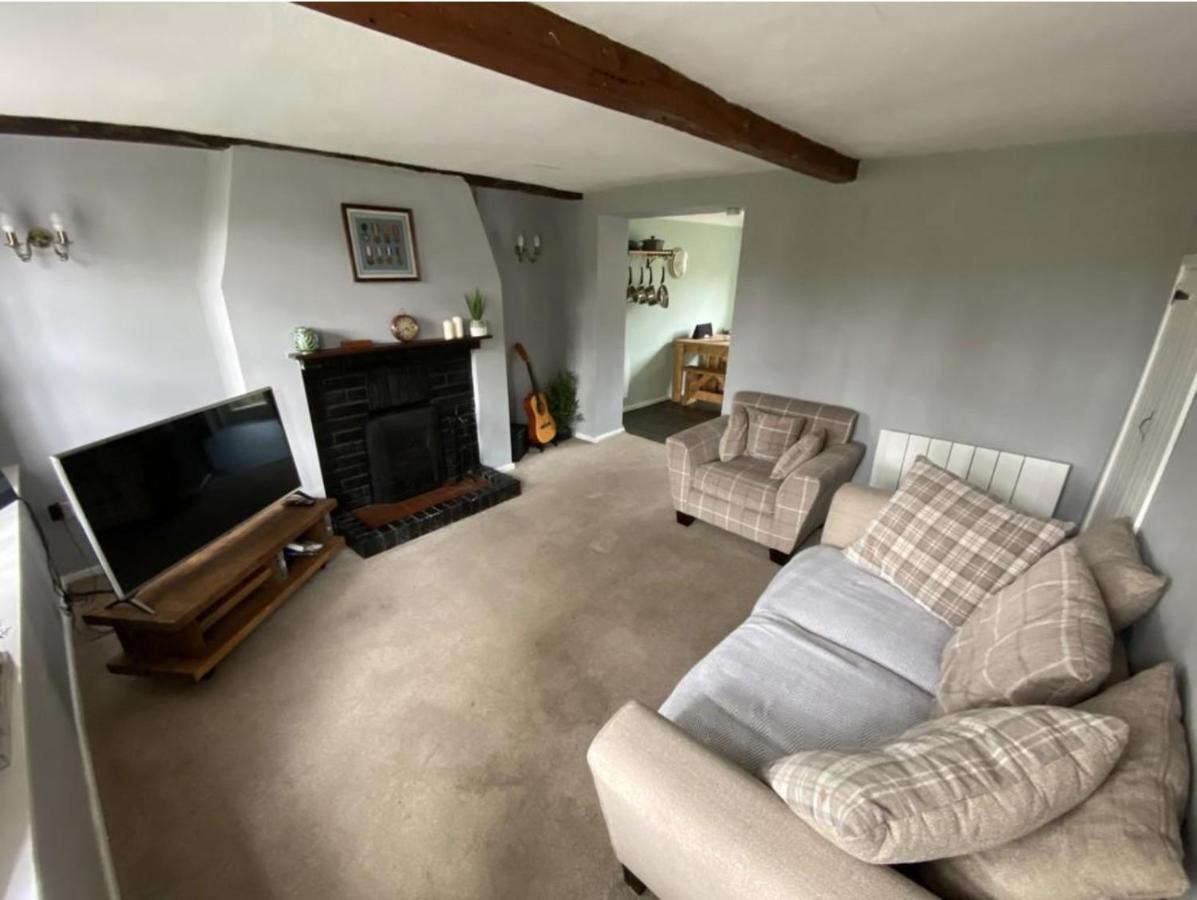 Charming Town Centre Character Cottage With Parking Stowmarket Esterno foto