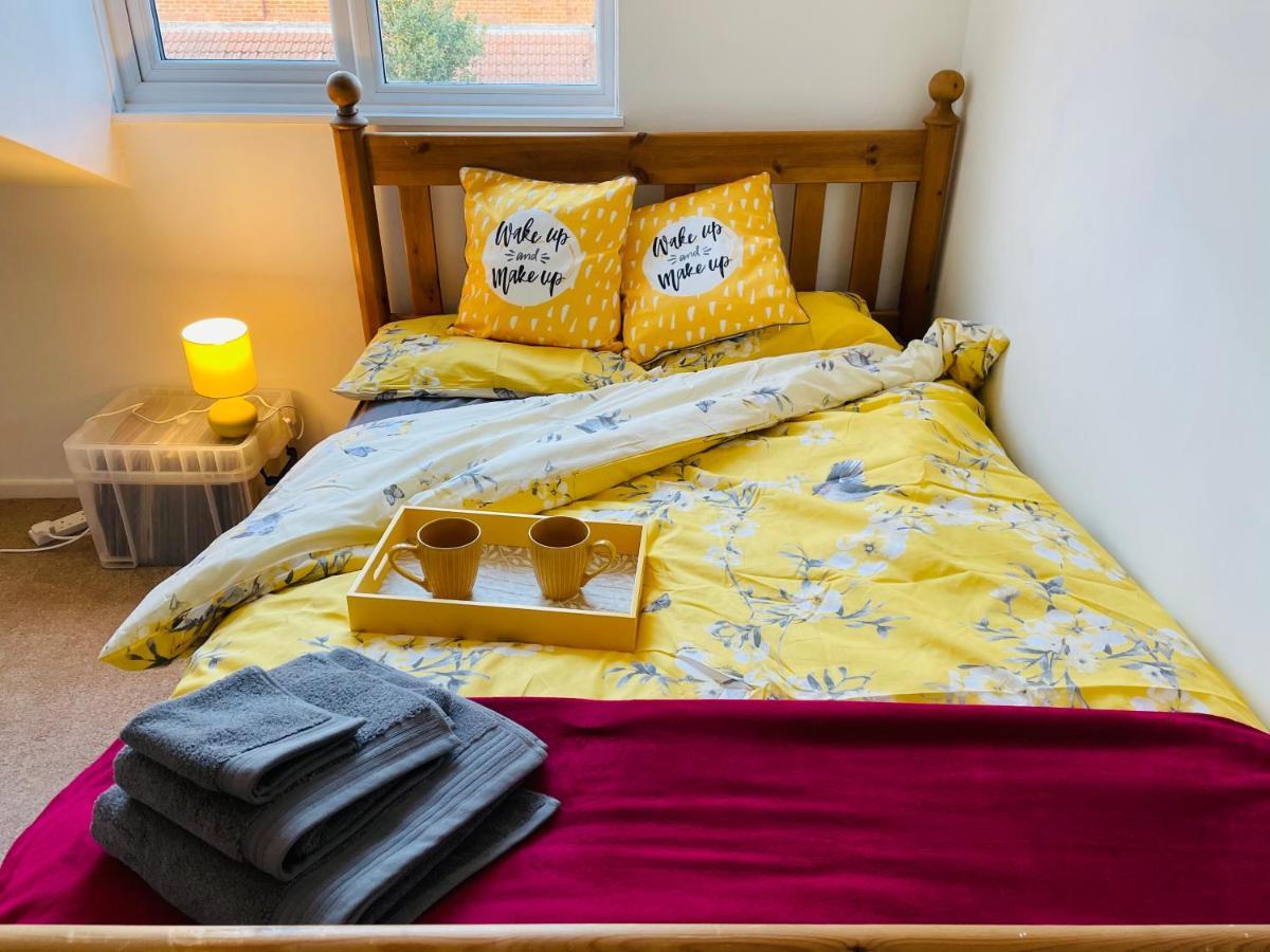 Charming Town Centre Character Cottage With Parking Stowmarket Esterno foto