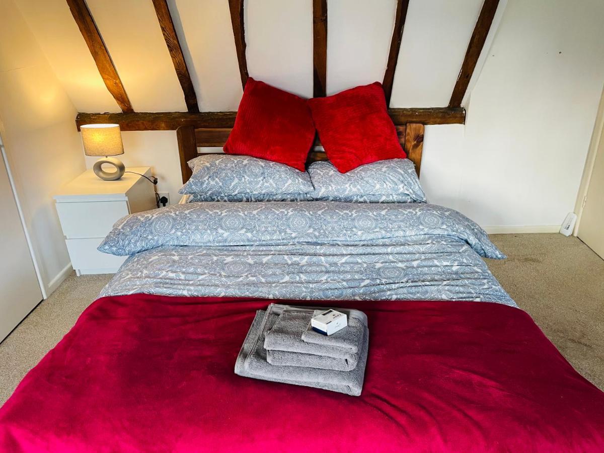Charming Town Centre Character Cottage With Parking Stowmarket Esterno foto