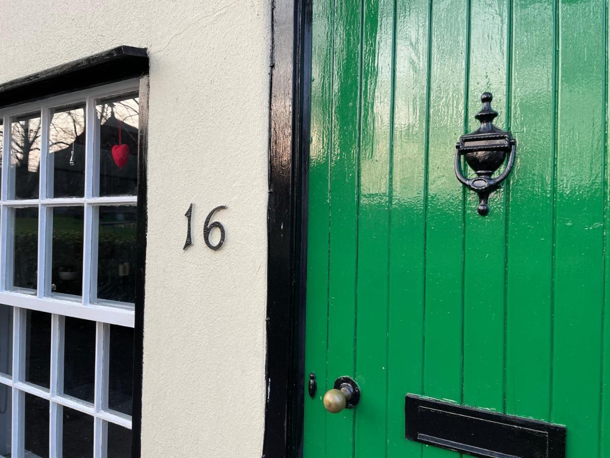 Charming Town Centre Character Cottage With Parking Stowmarket Esterno foto
